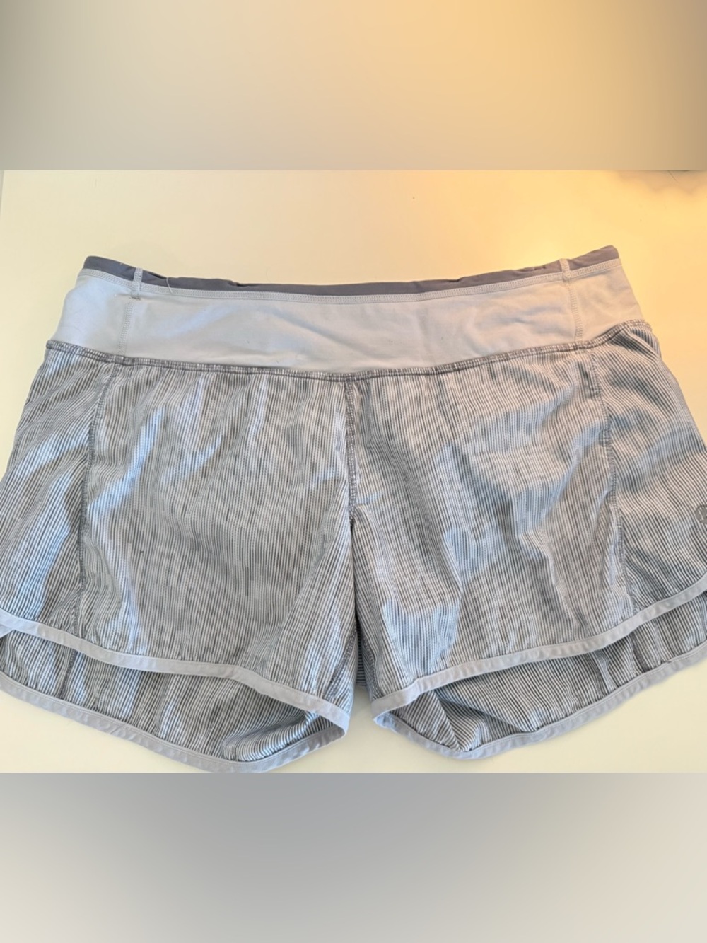 Lululemon Run: Speed Short in Wee Are From Space White Combo / White size 8